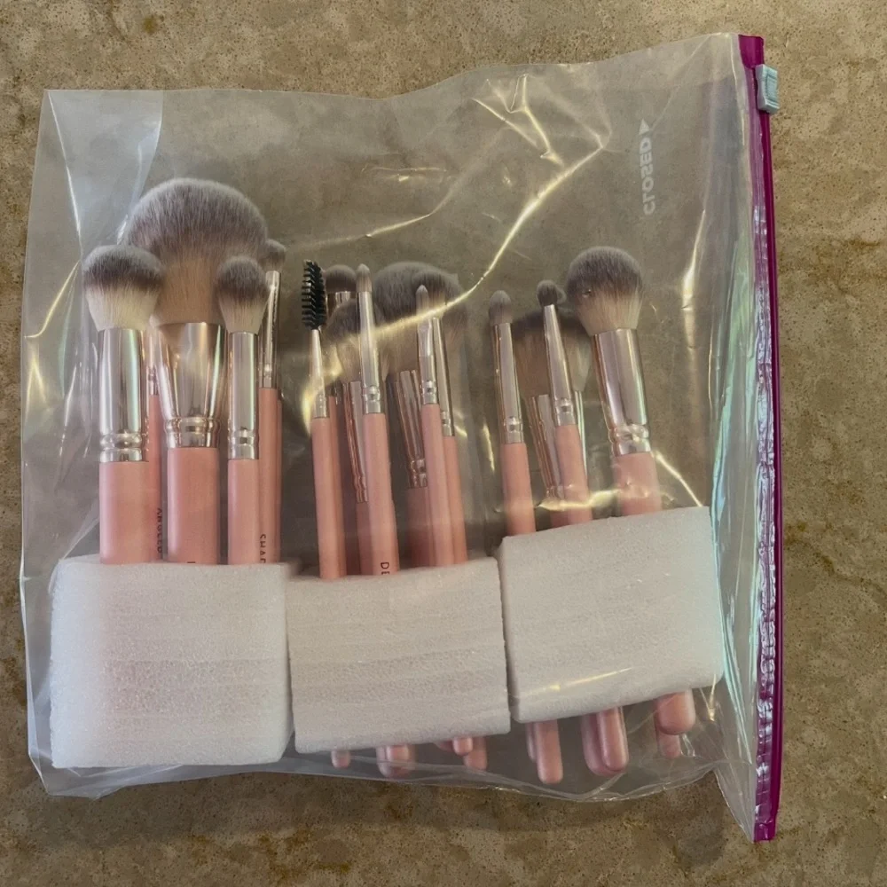 🎉H-P🎉 MAKEUP COSMETIC BRUSHES Pink Rose Gold Assortment of 22 Very Nice & New